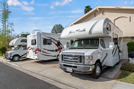2019Thor Four Winds 23U E4