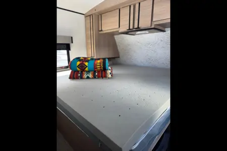 Zivot - Cruiser RV Radiance