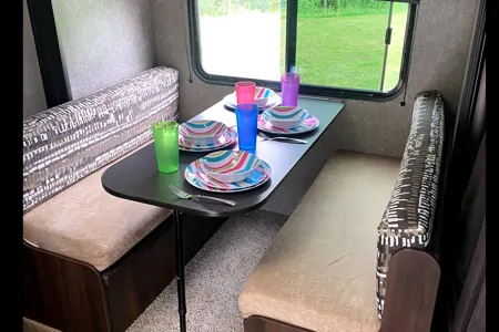 Easy Escape – Lightweight Family Trailer | Less Hassle, More Weekend
