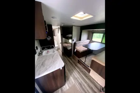 Easy Escape – Lightweight Family Trailer | Less Hassle, More Weekend