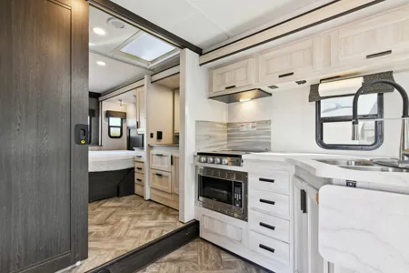 2022 Forest River Sunseeker 3050S: Spacious Comfort