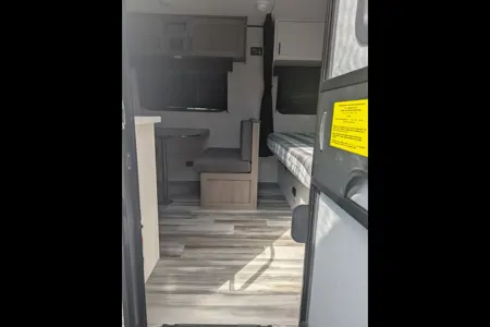Sunny Daze Jayco Jayflight SLX 175BH Travel Trailer