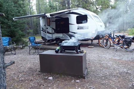 Cozy Travel Trailer for 2