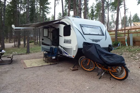 Cozy Travel Trailer for 2