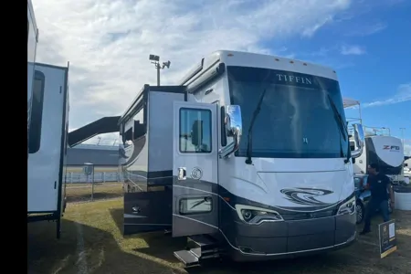 Tiffin Motorhomes allegro bus Class A CL36