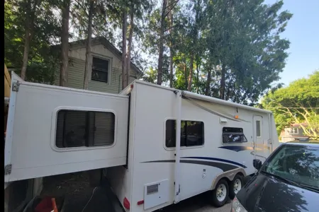 23ft Travel Trailer sleeps8