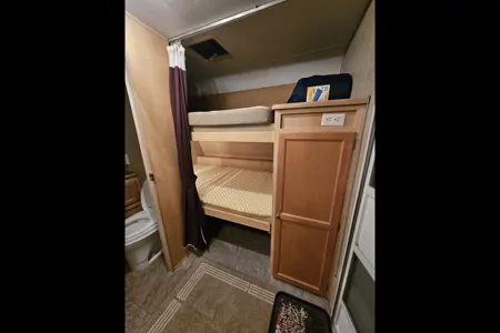 23ft Travel Trailer sleeps8