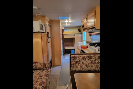 23ft Travel Trailer sleeps8
