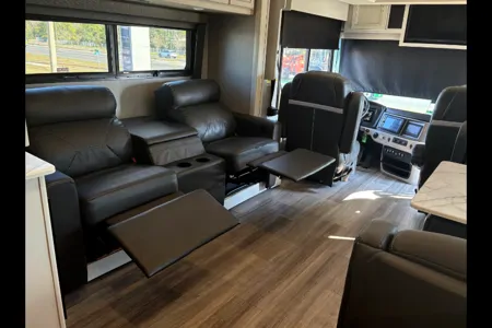 2022 Fleetwood Frontier 34GT Class A