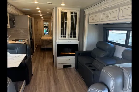 2022 Fleetwood Frontier 34GT Class A