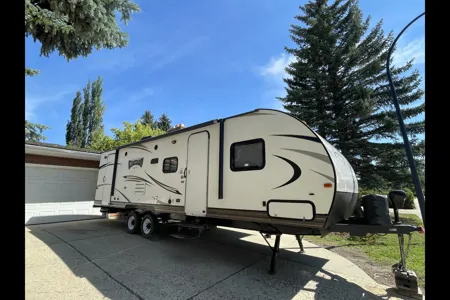 Campz Travel Trailer