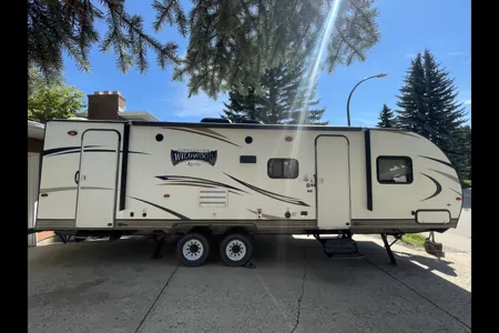 Campz Travel Trailer