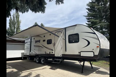 Campz Travel Trailer