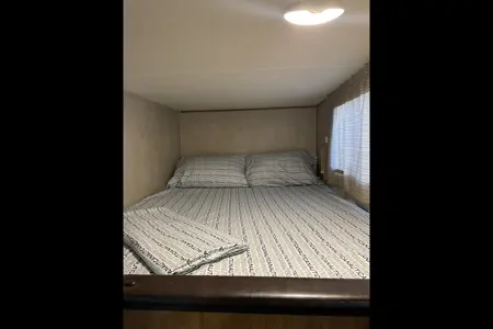 Campz Travel Trailer