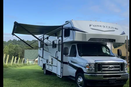 Chasing Squirrels: 2024 Forest River Forester Sleeps 6!!
