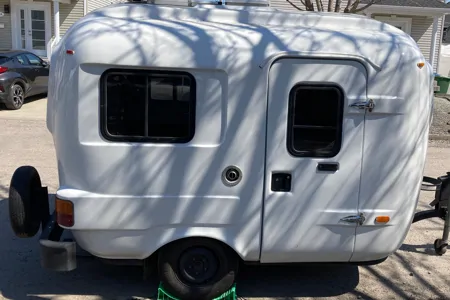 Yvan Uhaul 13 pieds Mini-roulotte