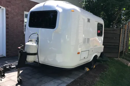 Yvan Uhaul 13 pieds Mini-roulotte