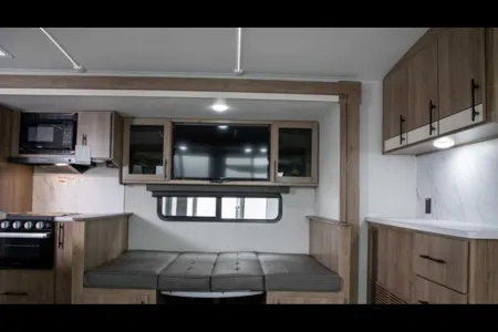 Marksmans Grand Design Imagine Travel Trailer