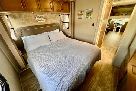 Moose, Ford Jayco Envoy Class C