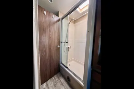 Moose, Ford Jayco Envoy Class C