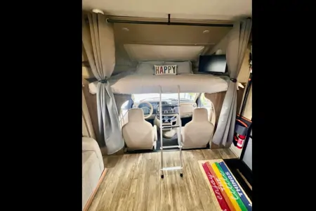 Moose, Ford Jayco Envoy Class C