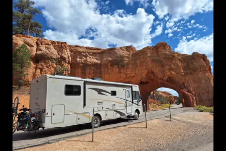 Off-grid capable RV