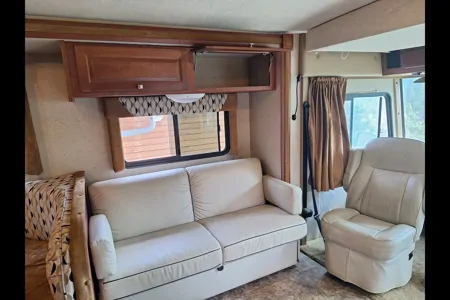 31Ft Winnebago, treat yourself.