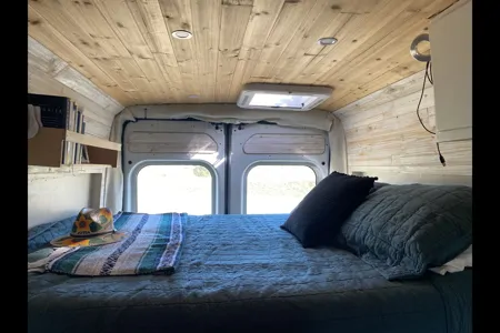 Sam’s Chateau Campervan