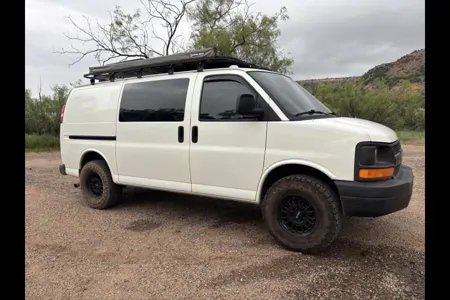 Brad's Chevrolet Chevrolet Express AWD Campervan