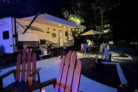 Easy to Tow Double Bunk 28 feet Travel Trailer with Slideout