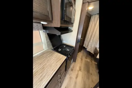 Cruise Like a Pro in Michael’s Class A Thor Vegas