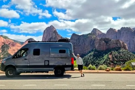 2025 Winnebago Revel 44E "Wilma" Montana + Starlink