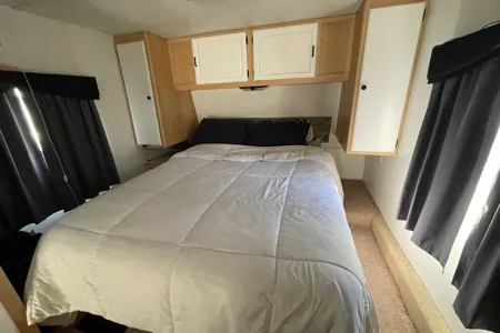 Trailers Fleetwood  Terry 5th wheel 30 5s Fifth Wheel