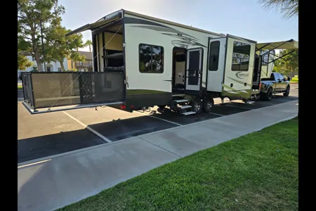 Heartland Torque 345 Fifth Wheel