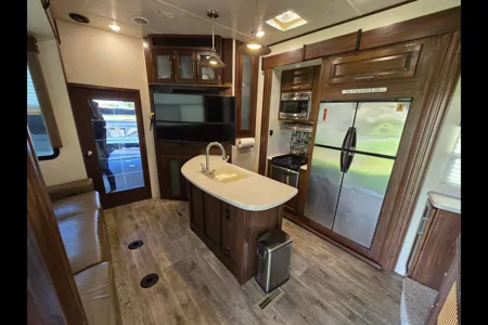 Heartland Torque 345 Fifth Wheel