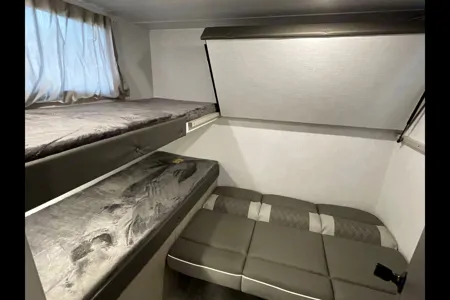 Fireside RV's Forest River Salem Cruise Lite 273QBXL - LMI1150 *