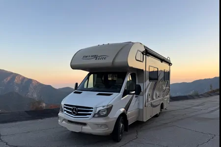 Mercedes-Benz Thor Freedom Elite Class C