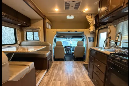 Mercedes-Benz Thor Freedom Elite Class C