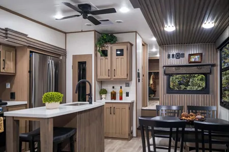 DURANGO 2 Bedrooms & 2 FULL Bath Bunkhouse w/ Outdoor Kitchen!!