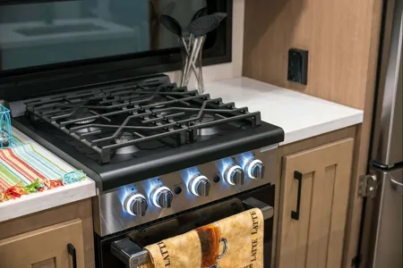 DURANGO 2 Bedrooms & 2 FULL Bath Bunkhouse w/ Outdoor Kitchen!!