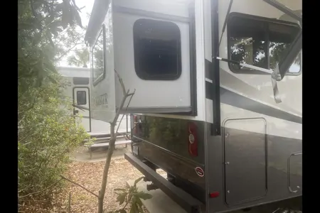 Alain 's Forest River 2501ts Class C