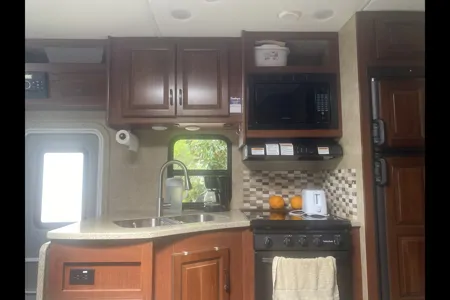 Alain 's Forest River 2501ts Class C