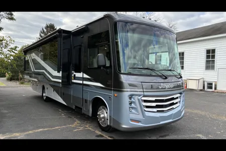 ROCK STAR Jayco precept 34 G Class A