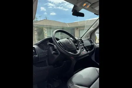 Renee's Ford Ram Master 2500 Class B