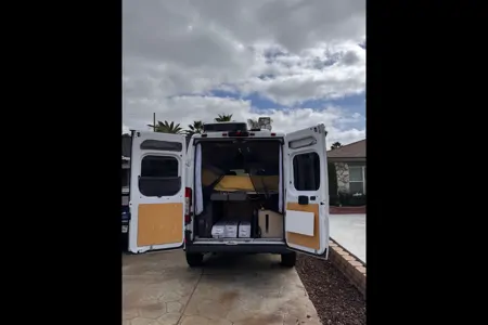 Renee's Ford Ram Master 2500 Class B