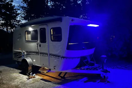 Owen's inTech Sol Horizon Rover Edition Travel Trailer