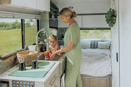 Owen's inTech Sol Horizon Rover Edition Travel Trailer