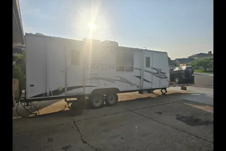 Craig's Skyline Layton Toy Hauler 25 ft living Toy hauler Toy Hauler