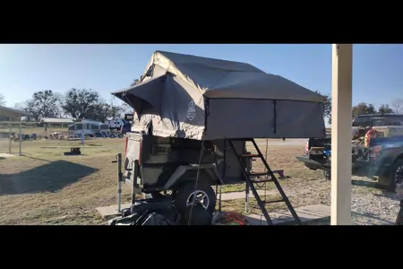 Michael's Custom Overlanding camper trailer Tent Trailer