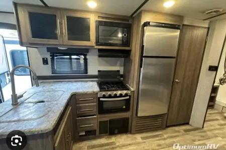 Crossroads Zinger 270BH Travel Trailer